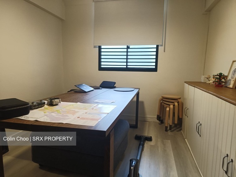 Blk 101 Crescent View (Queenstown), HDB 3 Rooms #453194841